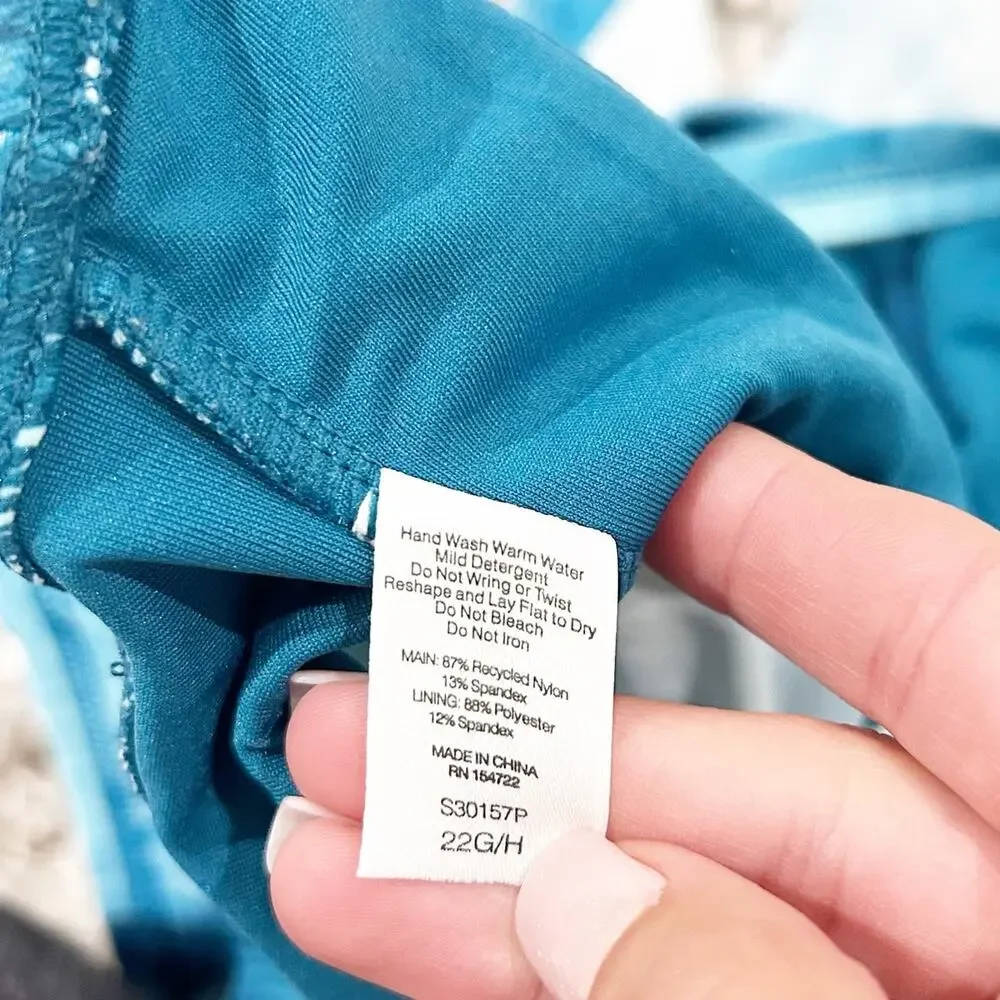 Birdsong Blue Tie Dye Tankini Bathing Suit Top Sz 22G/H
